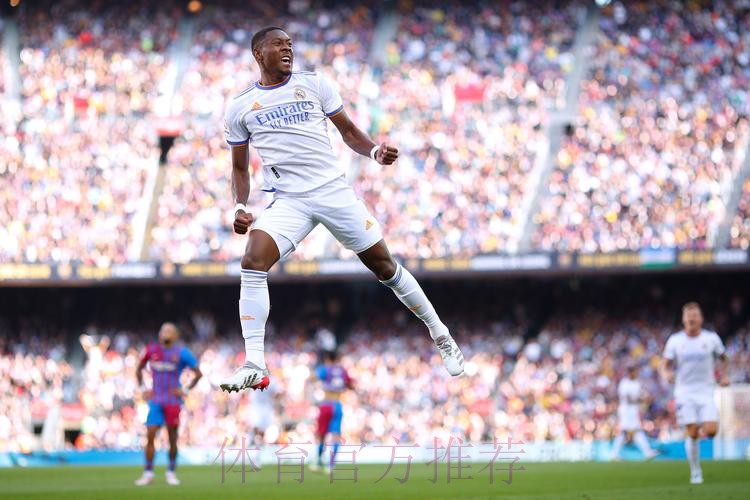 西媒:阿拉巴空中球处理存在问题 表现也出现下滑 西媒:阿拉巴空中球处理存在问题 表现也出现下滑